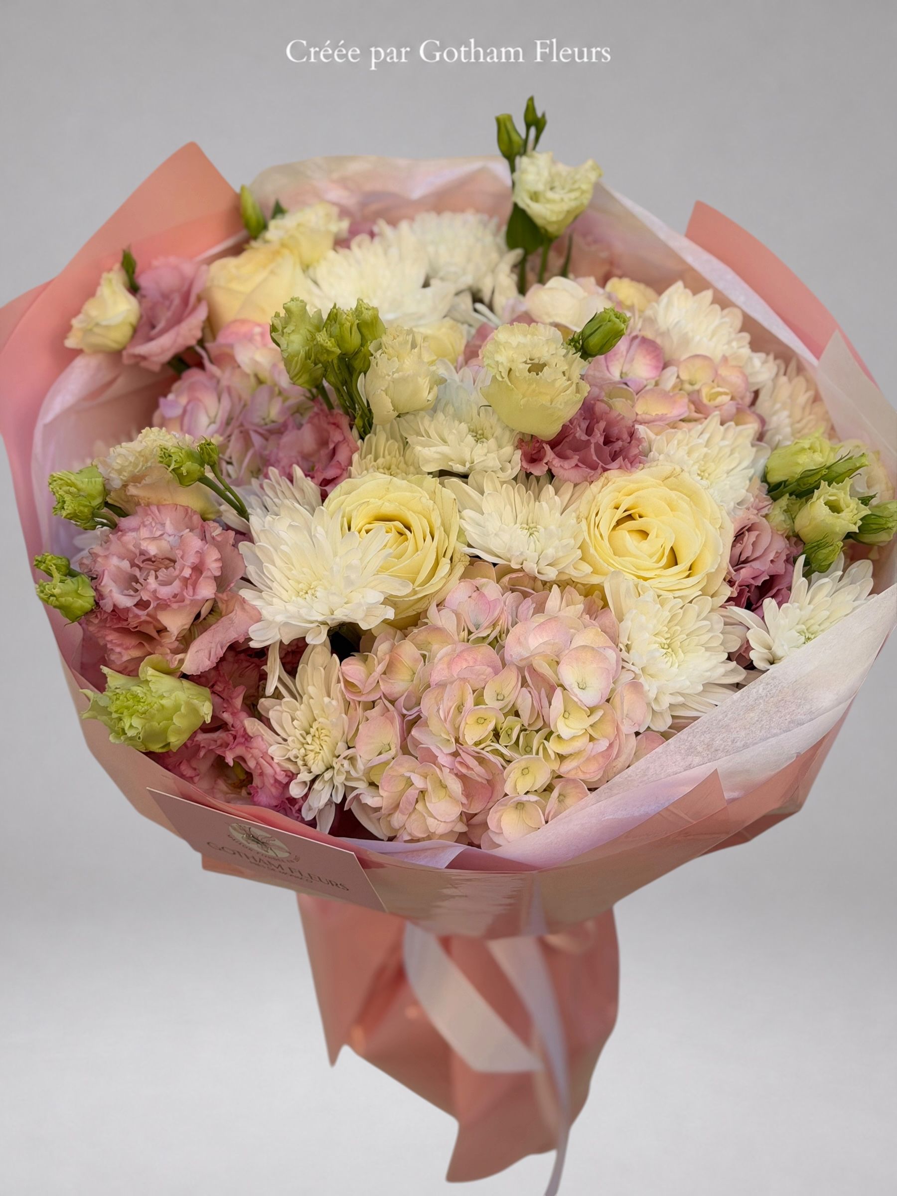 Douceur Pastel – Bouquet d’Hortensias, Chrysanthèmes, Lisianthus et Roses